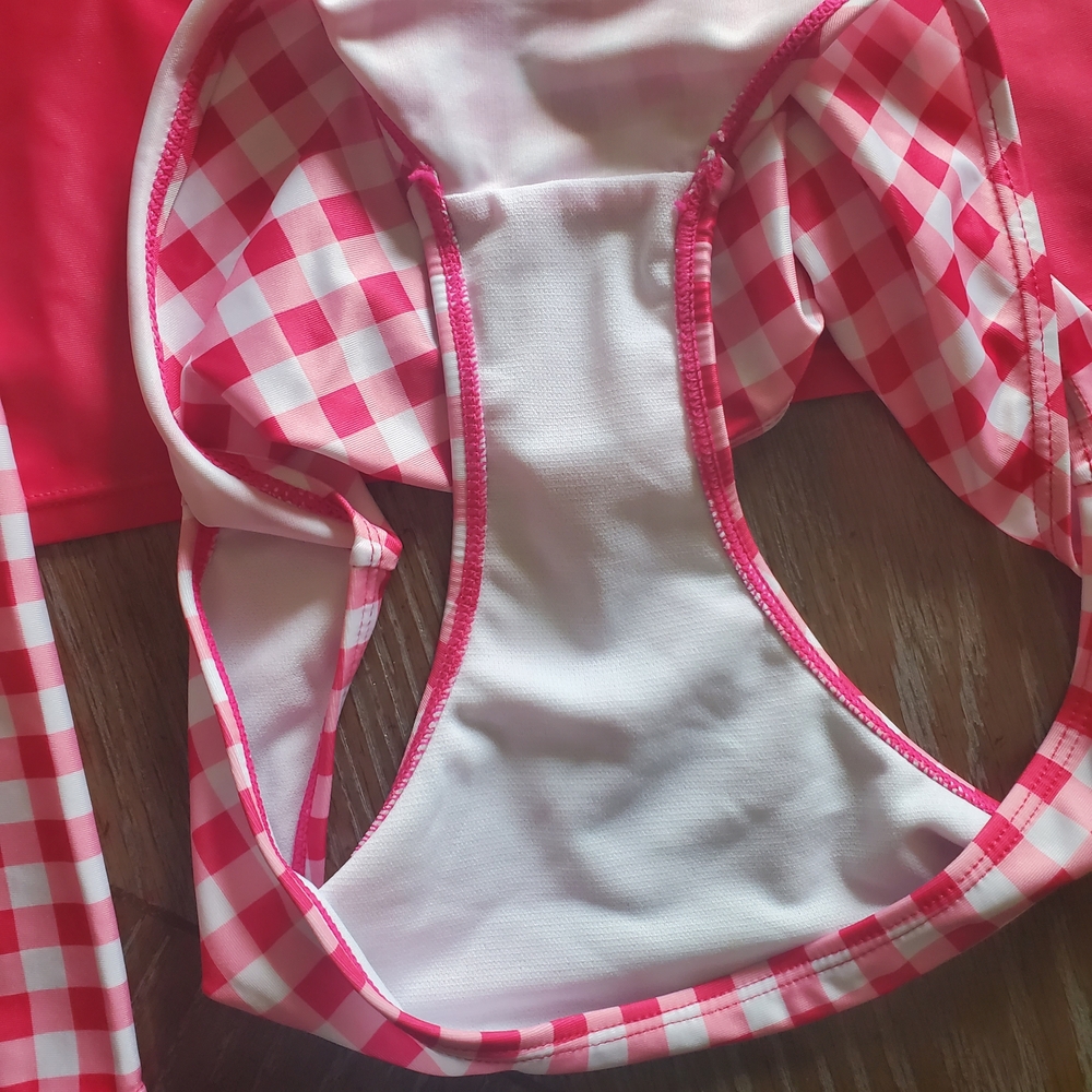 Pink Checkered Rash Guard Set - Picture 2 of 3